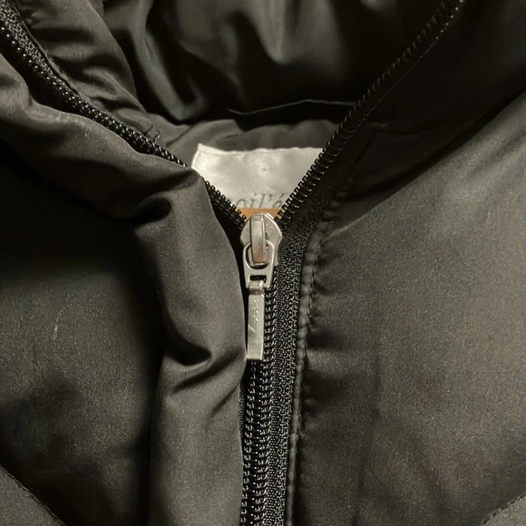 Women's Black Quilted Jacket with Fur Trim - Picture 6 of 12